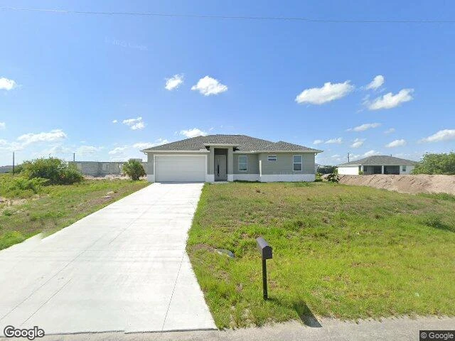 House image located at Labelle, FL 33935