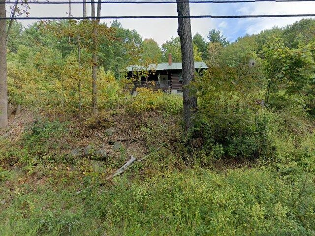 House image located at Barrington, NH 03825