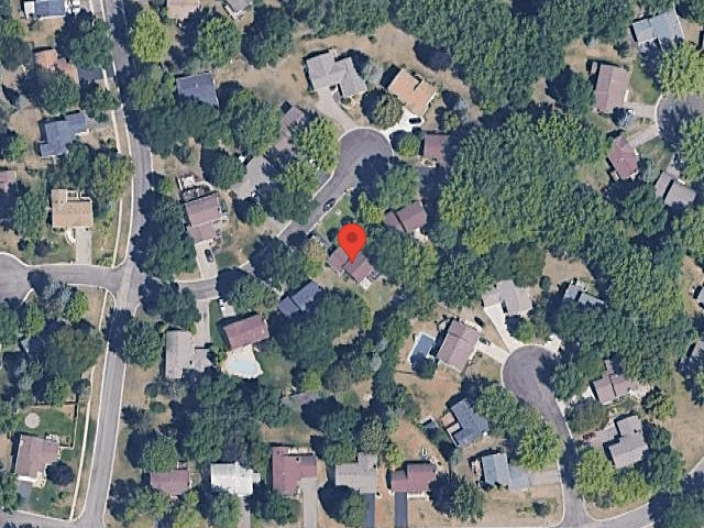 House image located at Eden Prairie, MN 55347