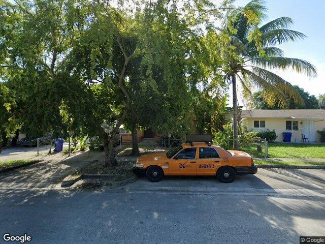 House image located at Miami, FL 33162