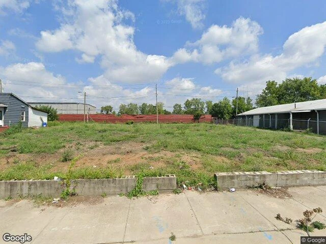 House image located at Indianapolis, IN 46201