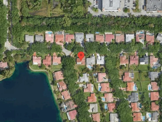 House image located at Hollywood, FL 33027