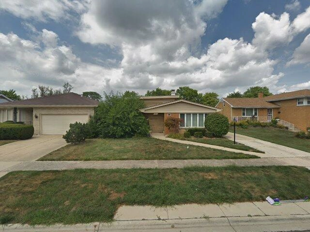 House image located at Westchester, IL 60154