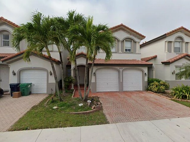 House image located at Miami, FL 33178