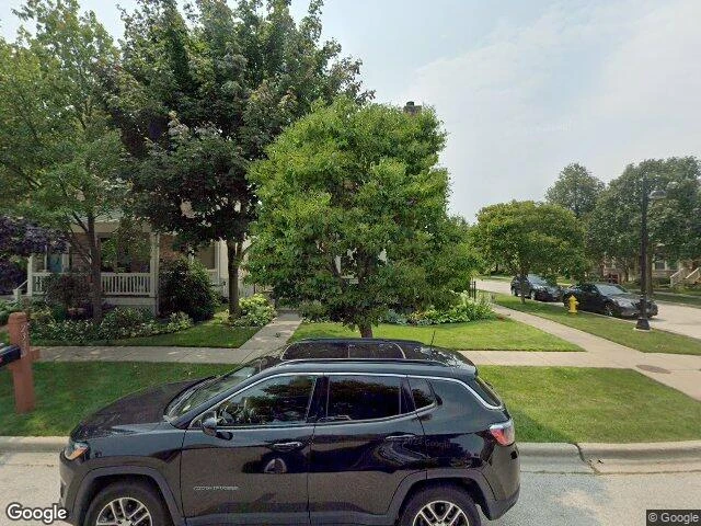 House image located at Glenview, IL 60026