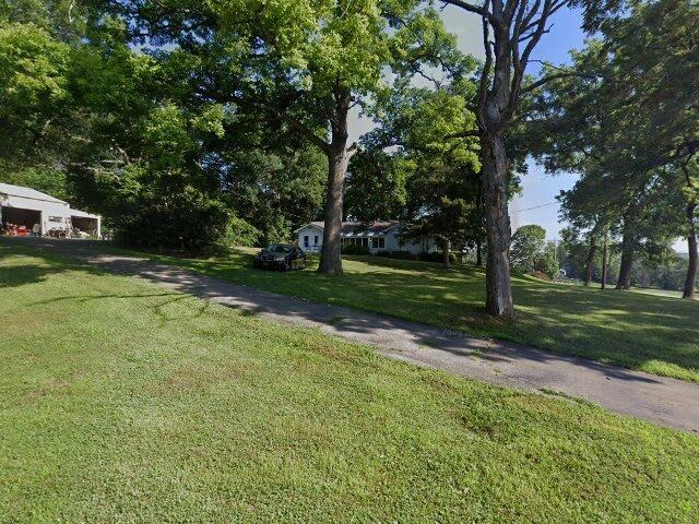 House image located at Le Claire, IA 52753