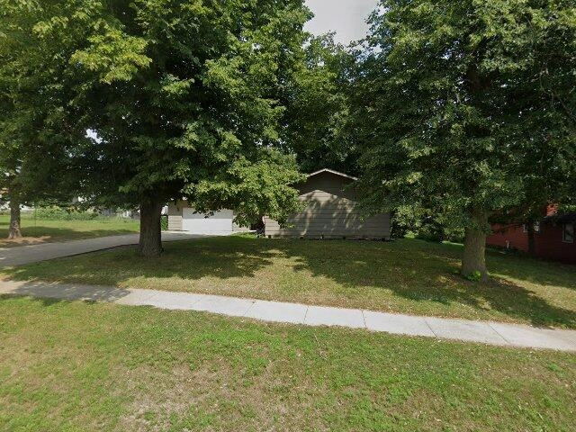 House image located at Estherville, IA 51334