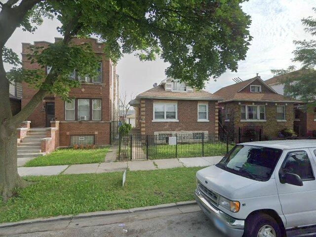 House image located at Chicago, IL 60651