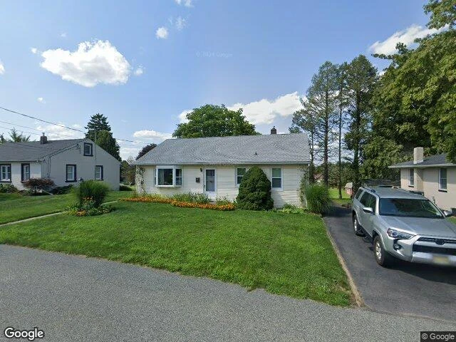 House image located at Phillipsburg, NJ 08865