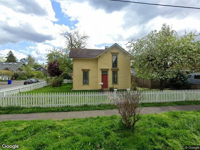 House image located at Portland, OR 97215