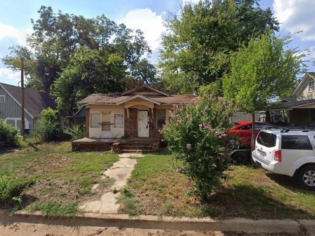 House image located at Marshall, TX 75670