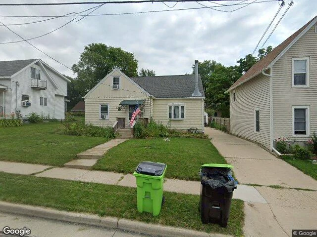 House image located at Hartford, WI 53027