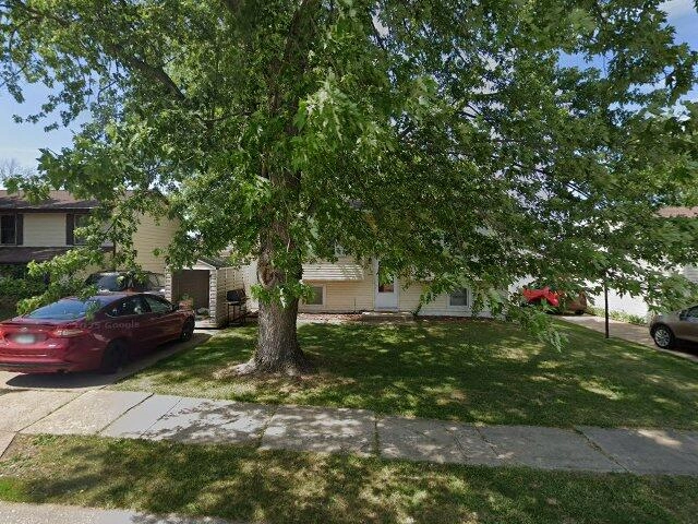 House image located at Davenport, IA 52806