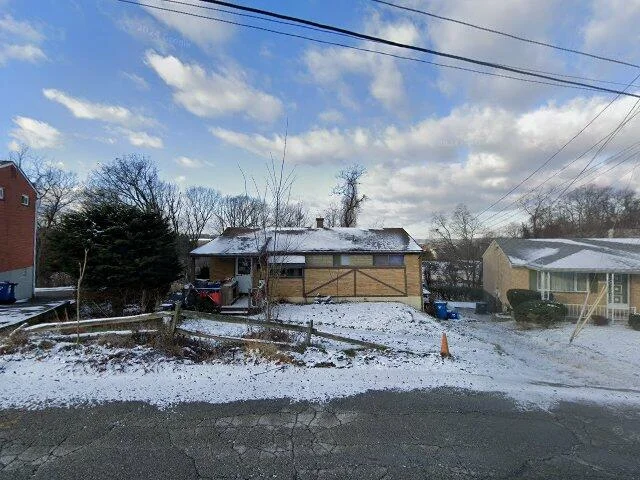House image located at Verona, PA 15147