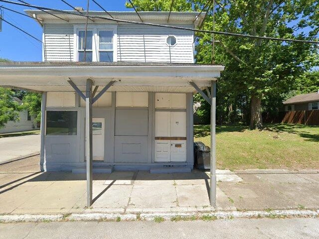 House image located at East Saint Louis, IL 62205