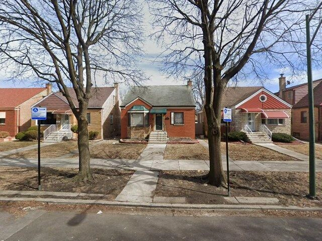 House image located at Chicago, IL 60652
