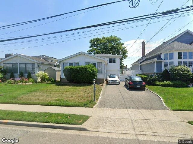 House image located at Freeport, NY 11520