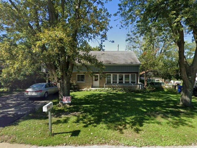 House image located at Lombard, IL 60148