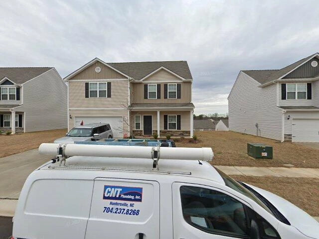 House image located at Charlotte, NC 28215