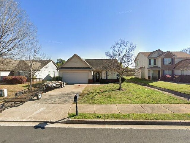 House image located at Byron, GA 31008