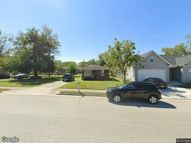 House image located at Robbins, IL 60472