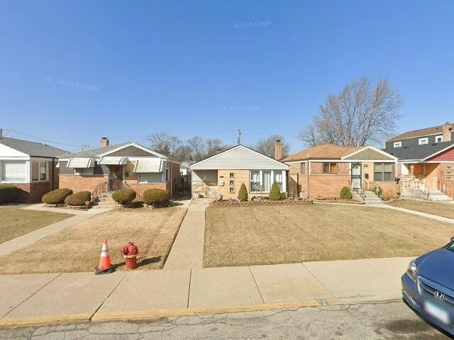 House image located at Chicago, IL 60652