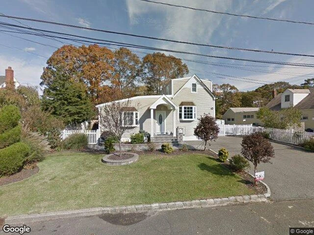 House image located at Lindenhurst, NY 11757