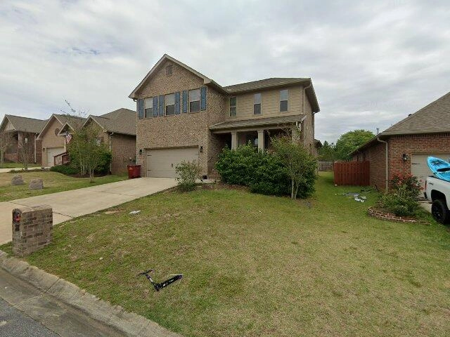 House image located at Milton, FL 32571