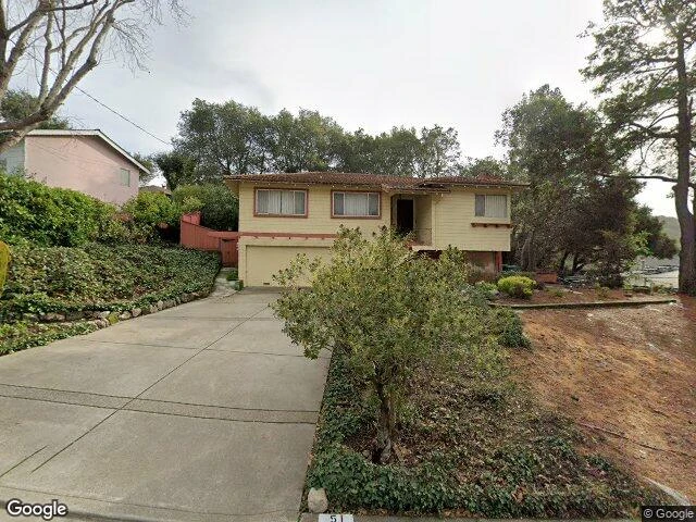 House image located at Oakland, CA 94605