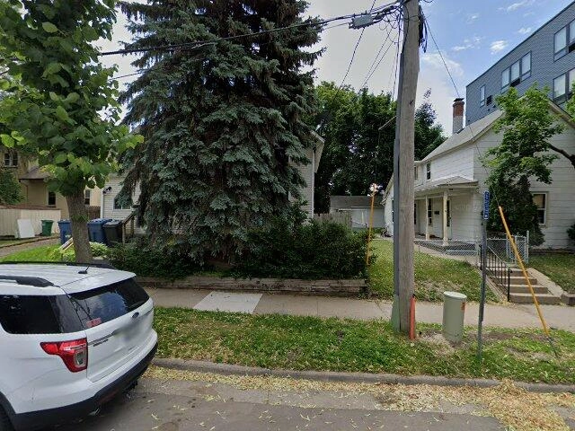 House image located at Independence, IA 50644