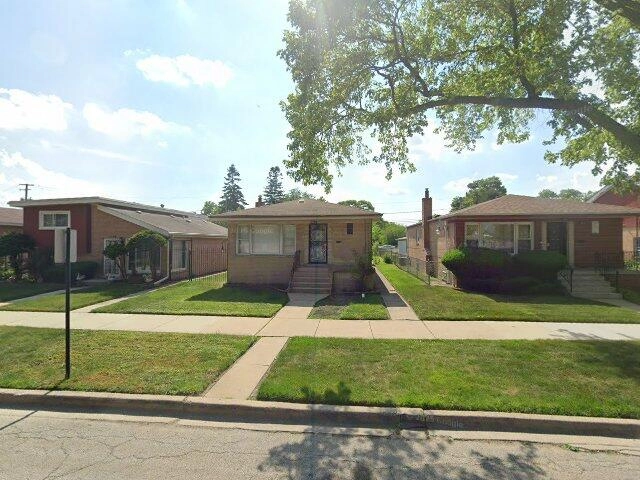 House image located at Chicago, IL 60620