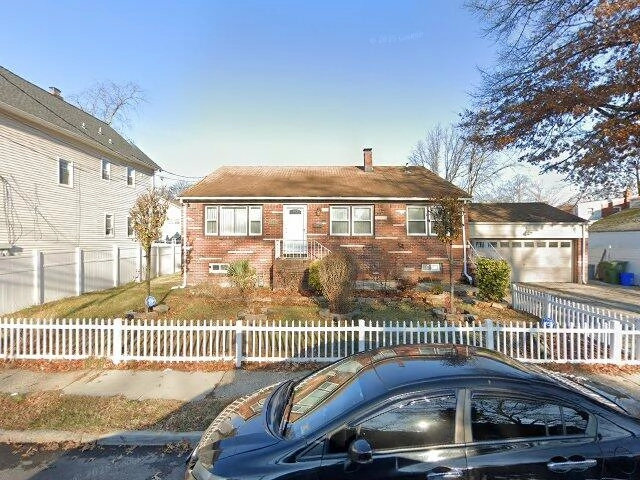 House image located at Roselle, NJ 07203