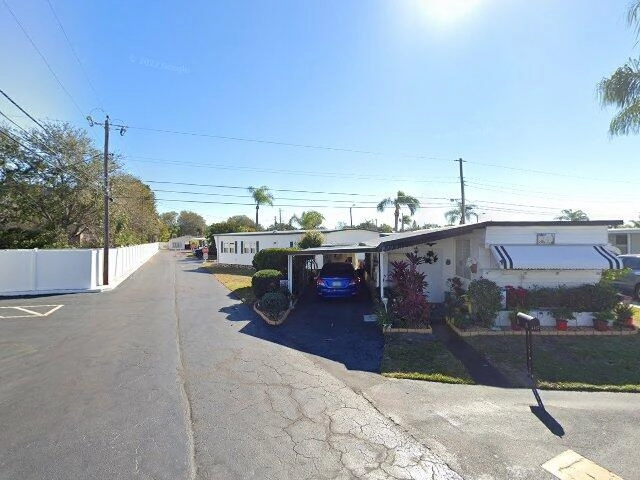 House image located at Saint Petersburg, FL 33709