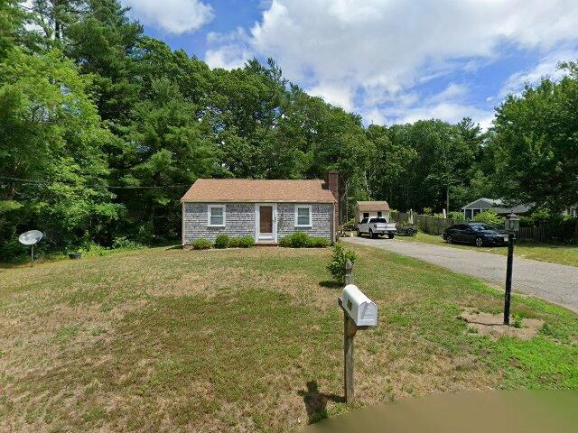 House image located at Kingston, MA 02364