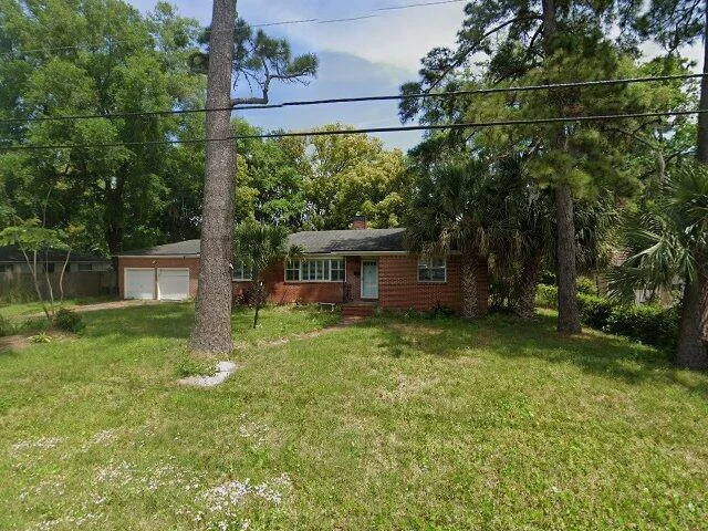 House image located at Jacksonville, FL 32207