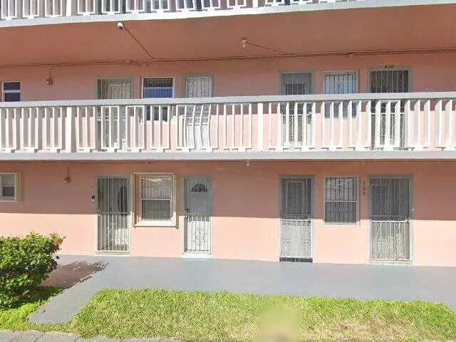 House image located at Miami, FL 33179