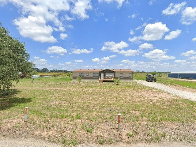 House image located at Devine, TX 78016