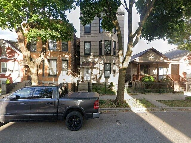 House image located at Chicago, IL 60616