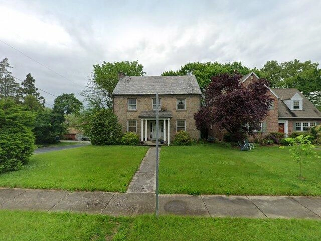 House image located at York, PA 17403