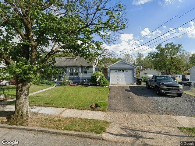 House image located at Riverton, NJ 08077