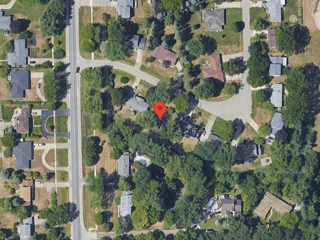 House image located at Utica, MI 48316