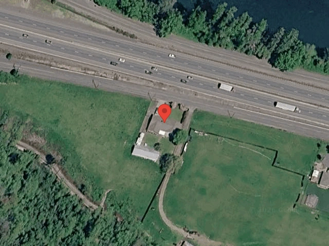 House image located at Gold Hill, OR 97525
