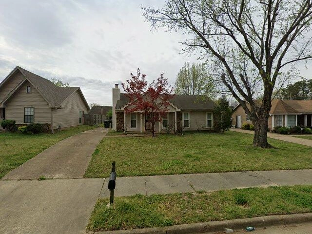 House image located at Memphis, TN 38141