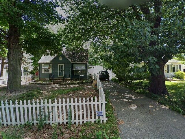 House image located at Peoria, IL 61614