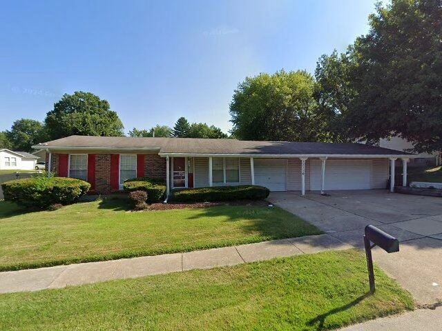 House image located at Florissant, MO 63033