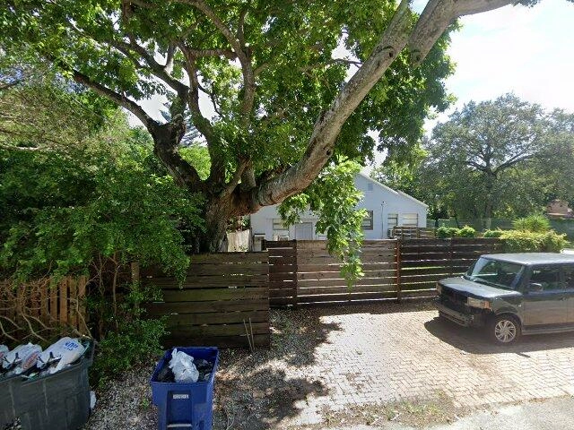 House image located at Miami, FL 33150