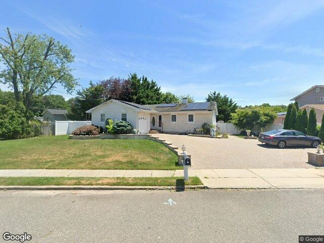 House image located at Ronkonkoma, NY 11779