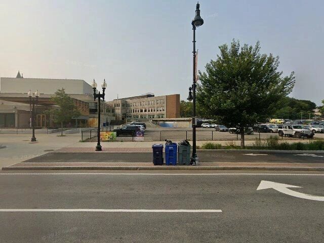 House image located at Philadelphia, PA 19148