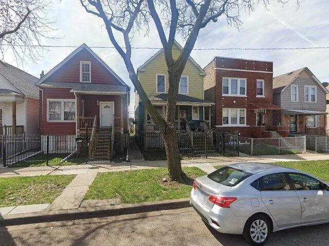 House image located at Chicago, IL 60644