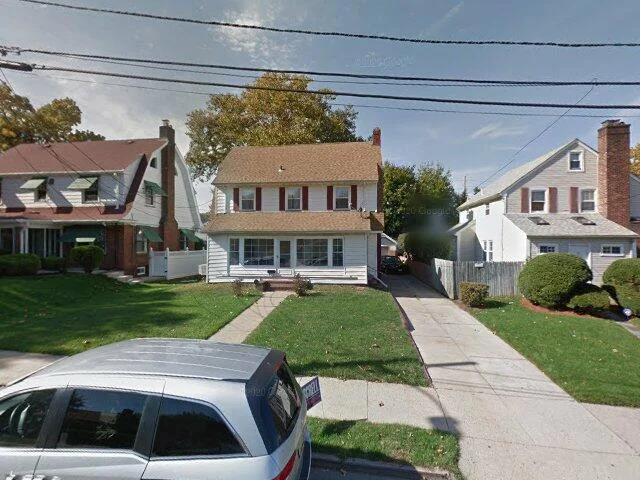 House image located at Paterson, NJ 07514
